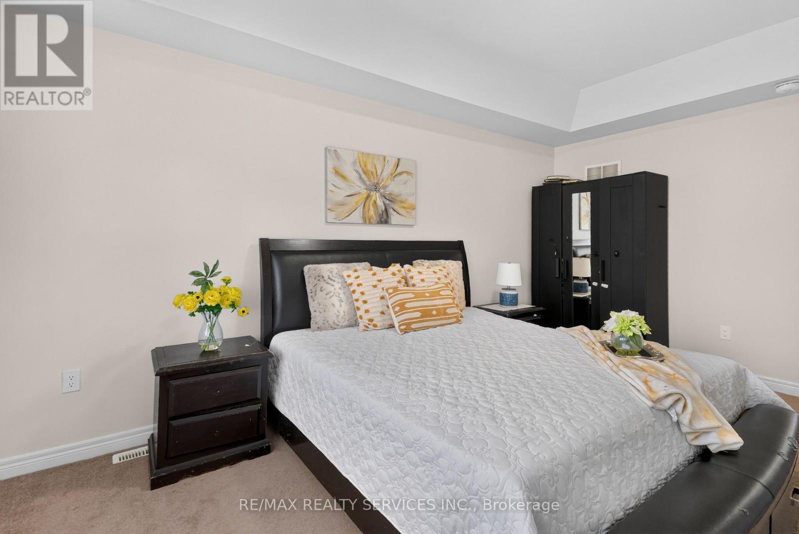 109 BONNIE BRAES DRIVE N - 19