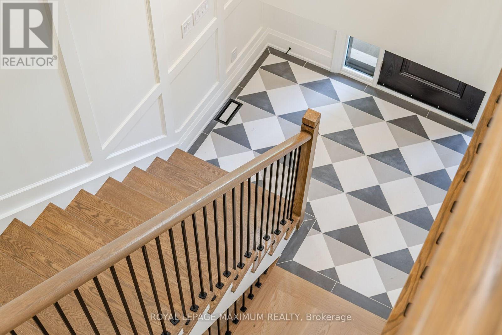 11 PARK BOULEVARD - 4