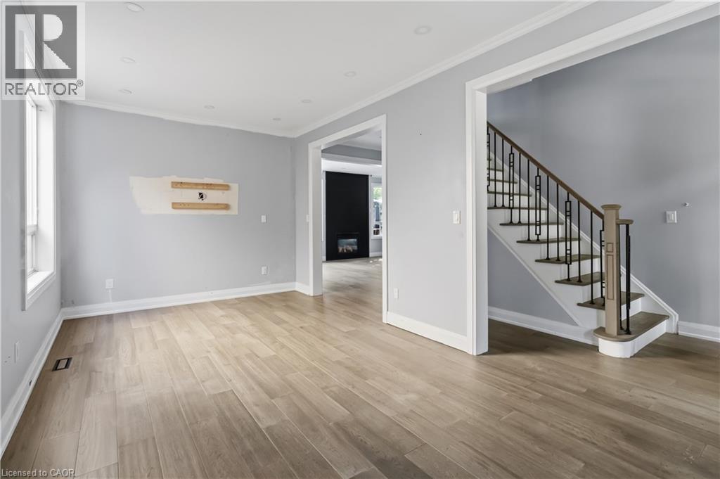 930 LANCASTER Boulevard - Image 5