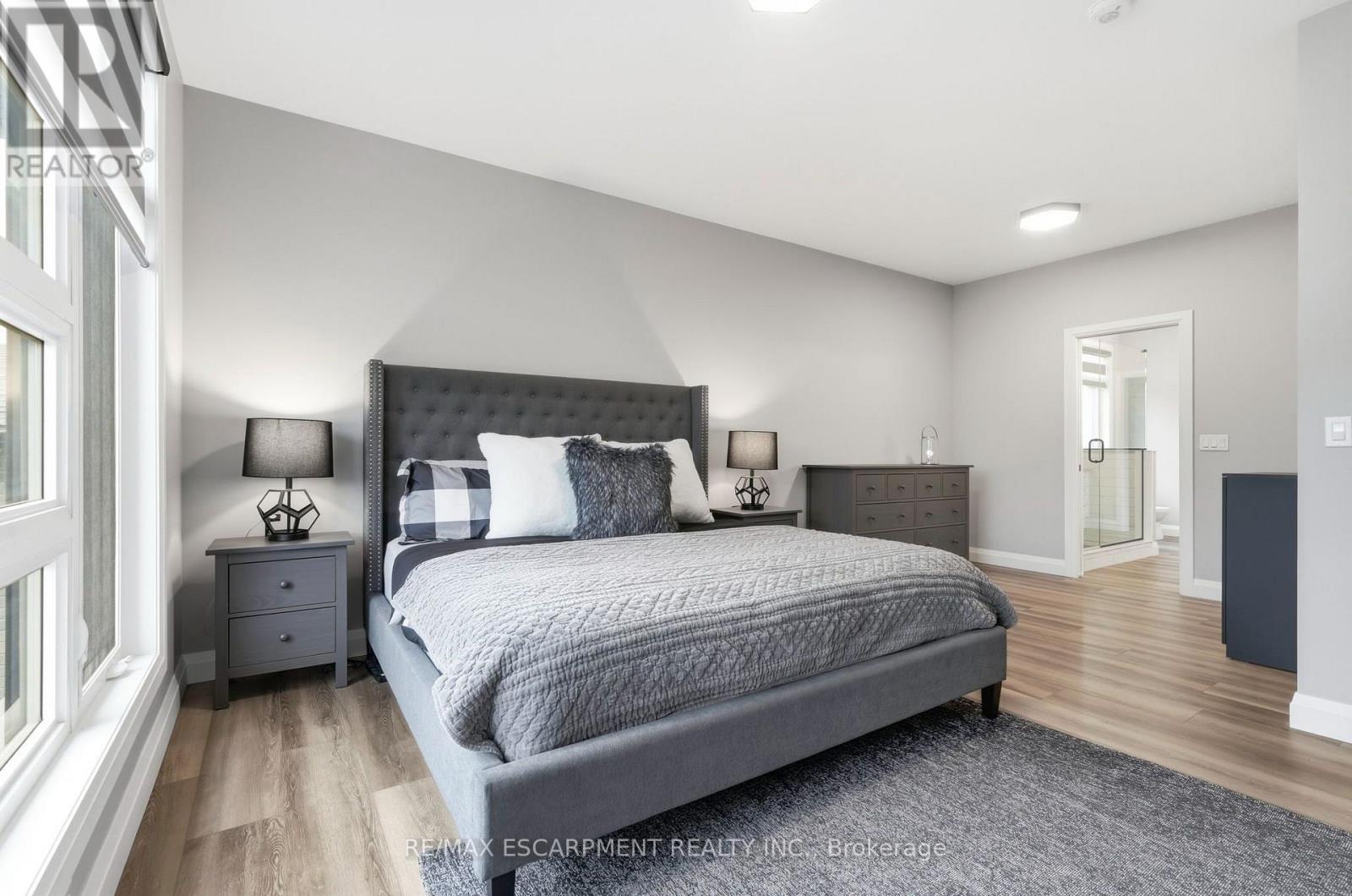 14 HUDSON DRIVE - 11