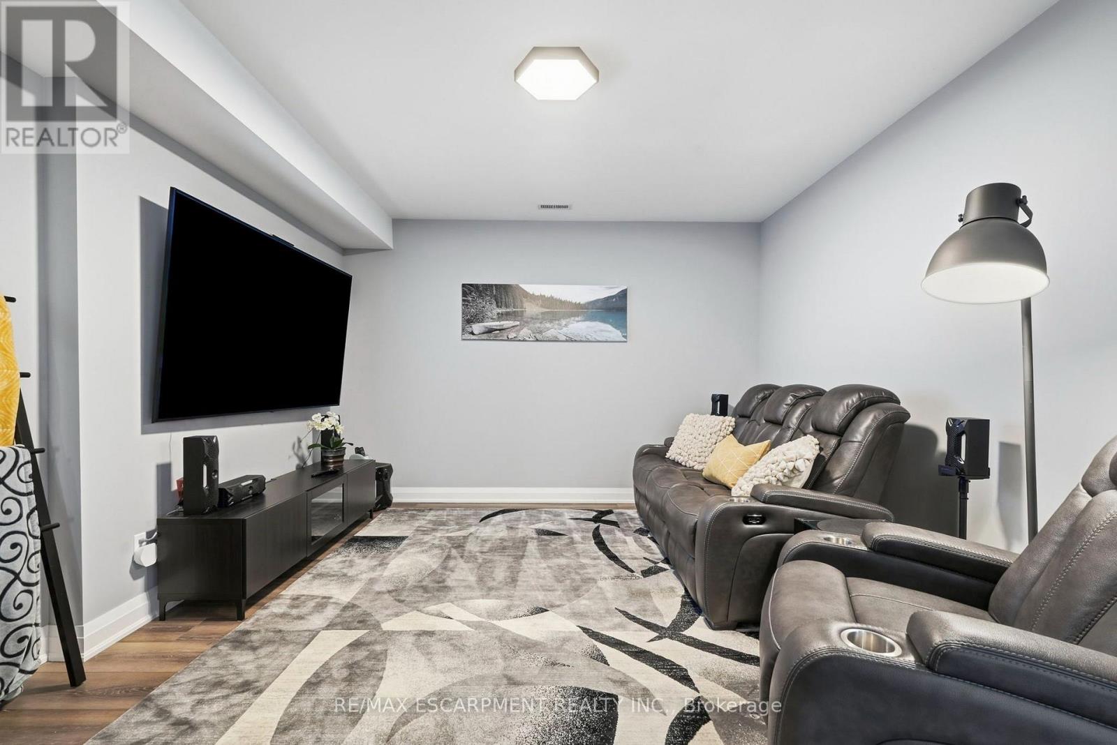 14 HUDSON DRIVE - 39