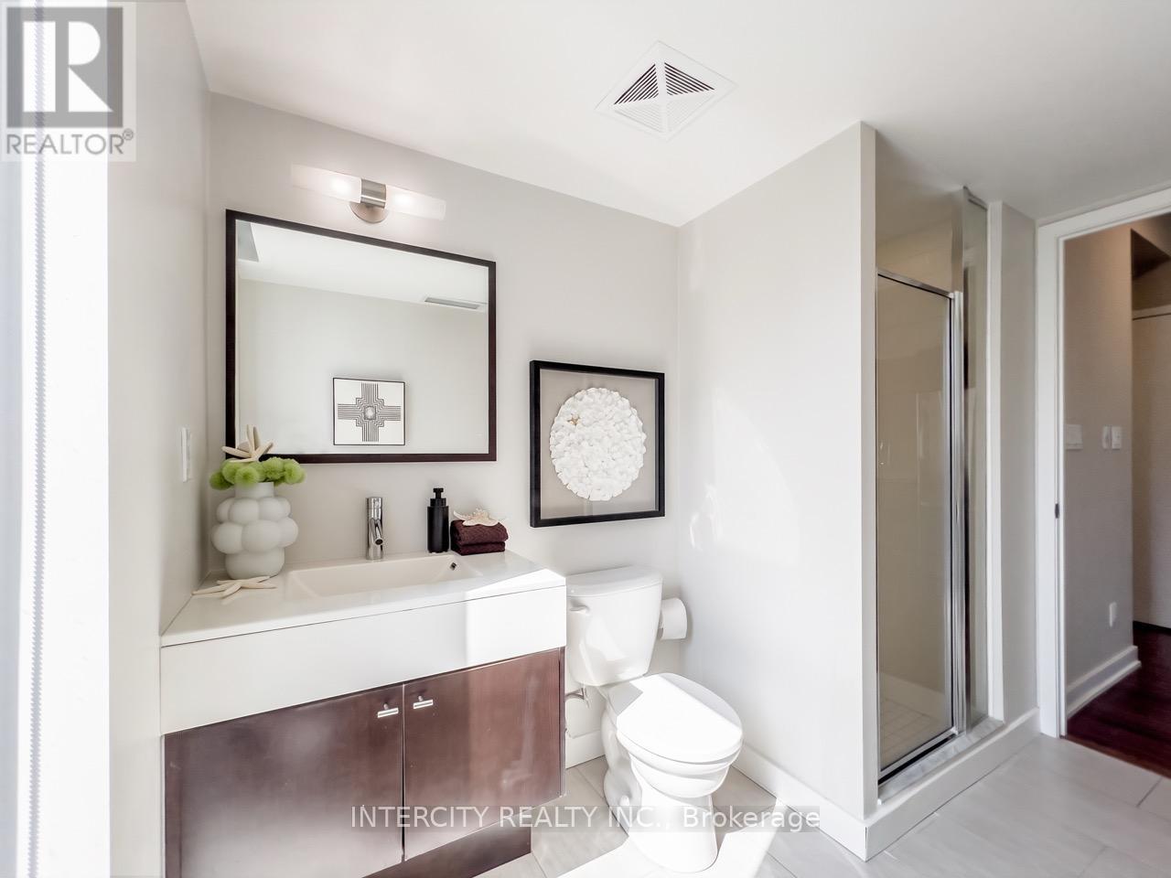 #2503 126 SIMCOE STREET - 19
