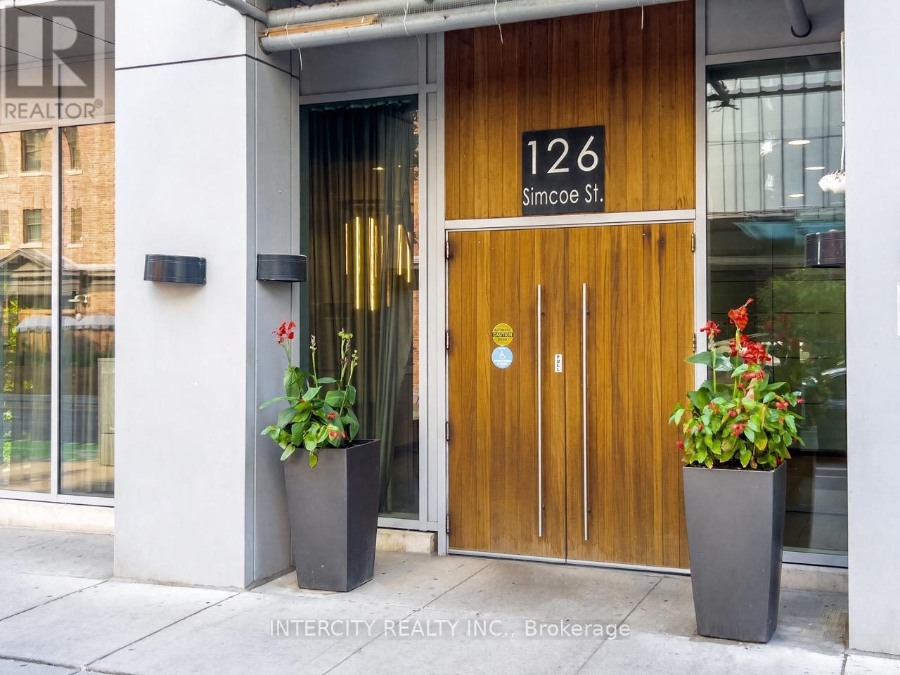 #2503 126 SIMCOE STREET - 3