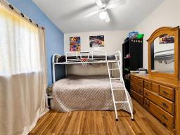 45 Bredin Avenue, Rosenfeld, MB R0G1X0 Photo 11