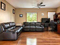 Bedroom - 45 Bredin Avenue, Rosenfeld, MB R0G1X0 Photo 6