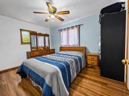45 Bredin Avenue, Rosenfeld, MB R0G1X0 Photo 9