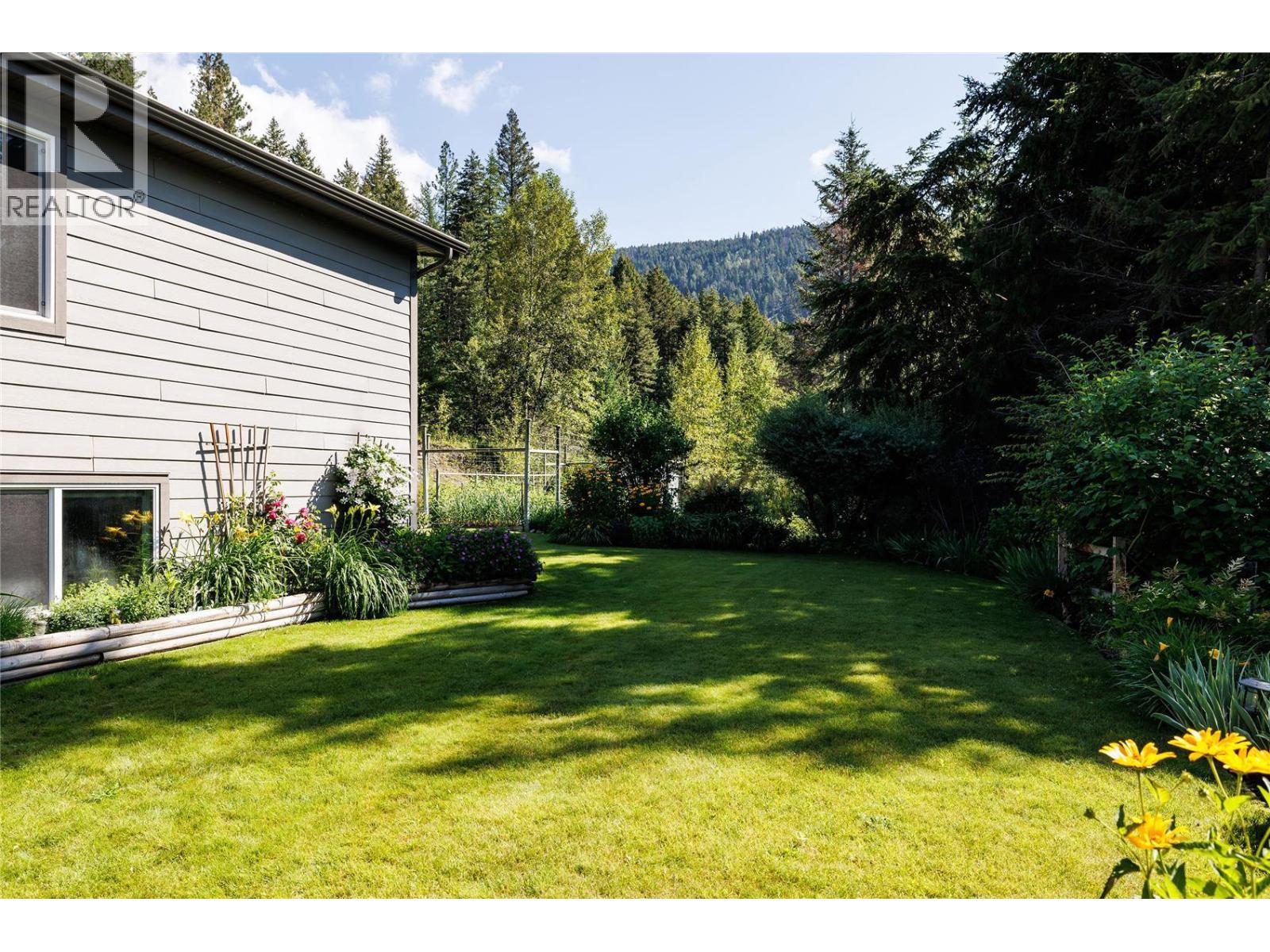 8514 Sun Valley Road, Kelowna