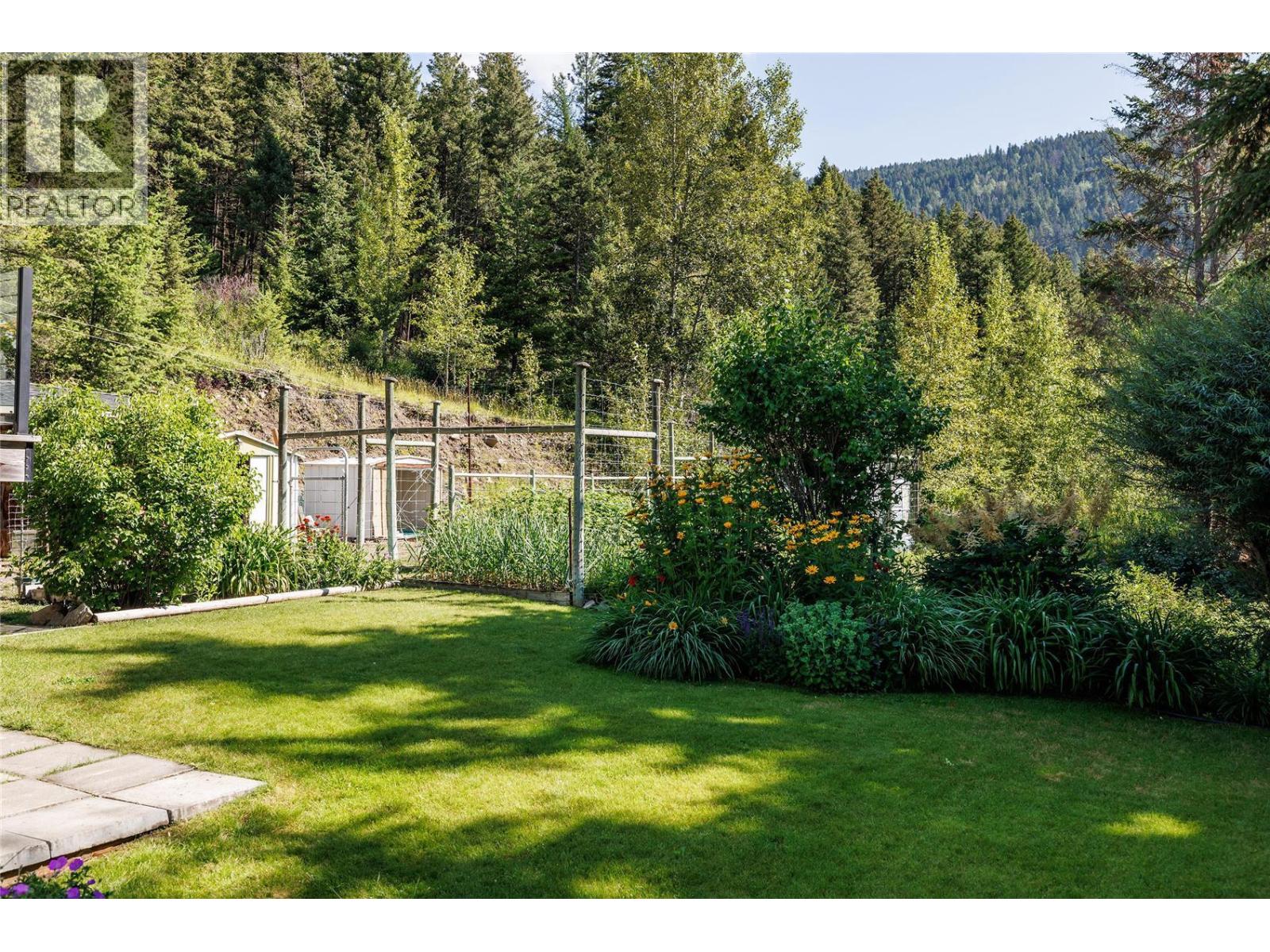  8514 Sun Valley Road, Kelowna