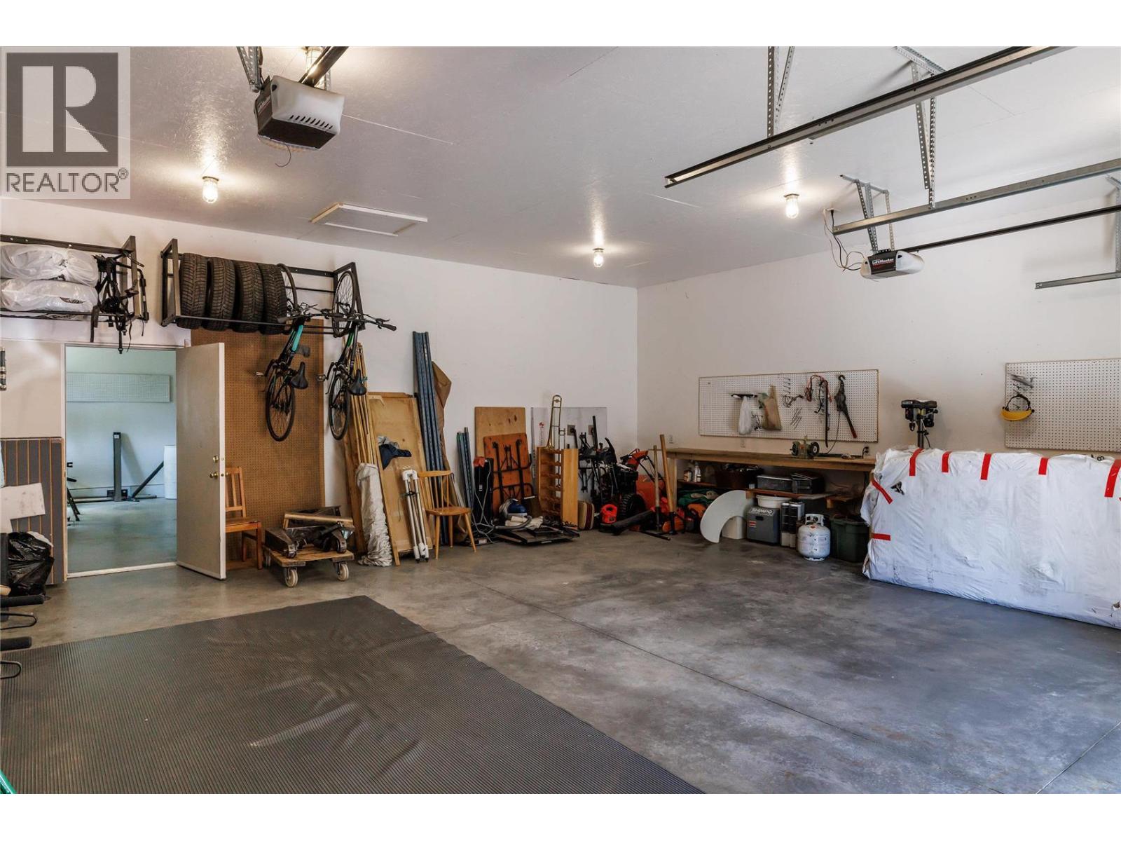  8514 Sun Valley Road, Kelowna