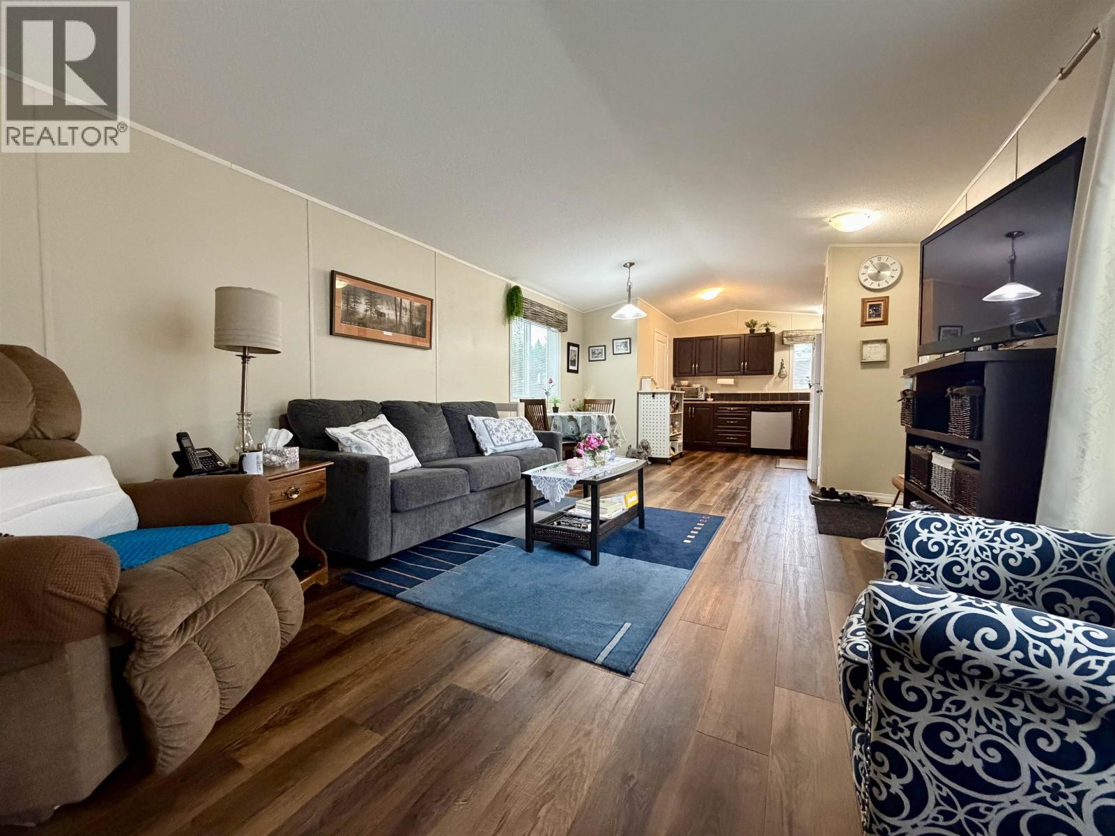 #92 3616 LARCH STREET - 7