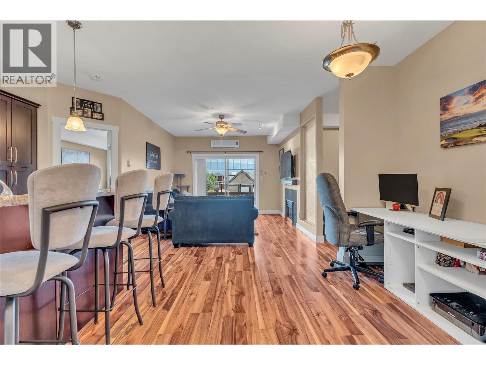 13615 Victoria Road N Unit# 206, Summerland