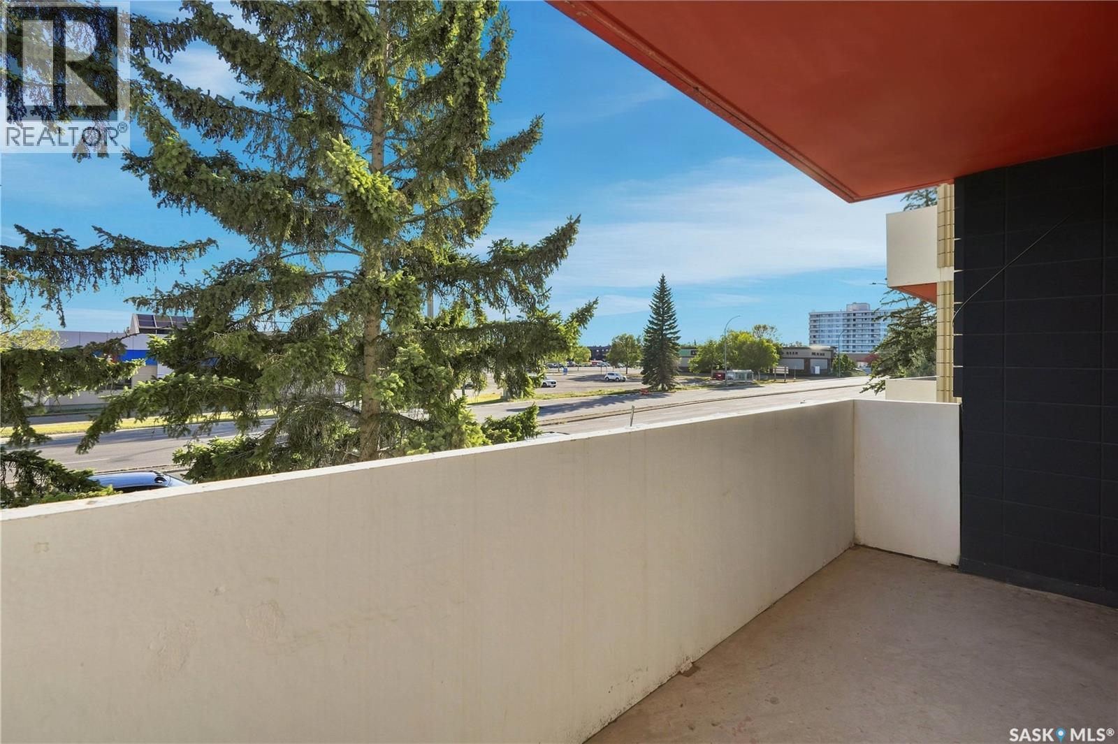 #208 2830 Gordon ROAD - 19