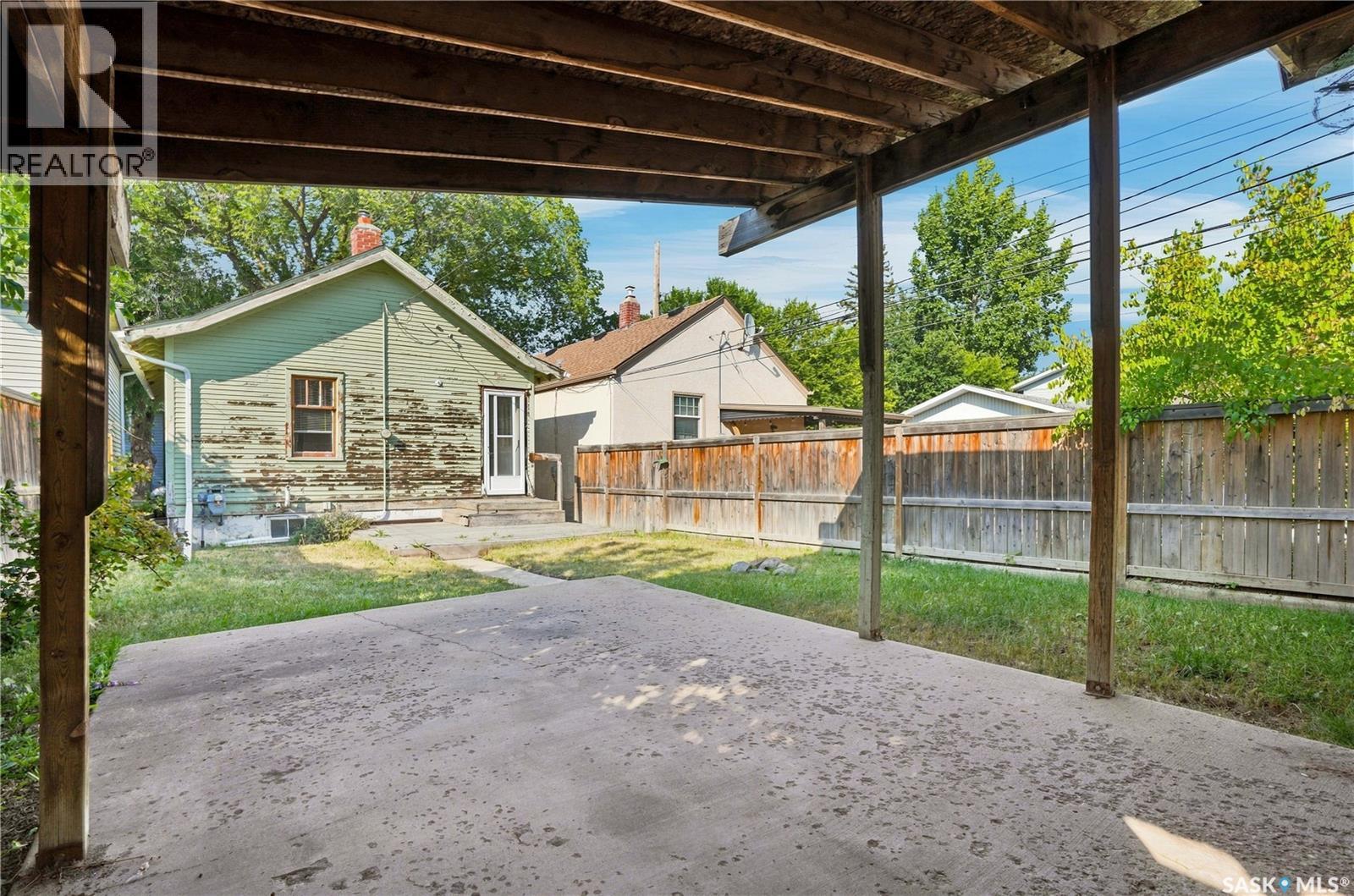 526 7th STREET E - Image 41