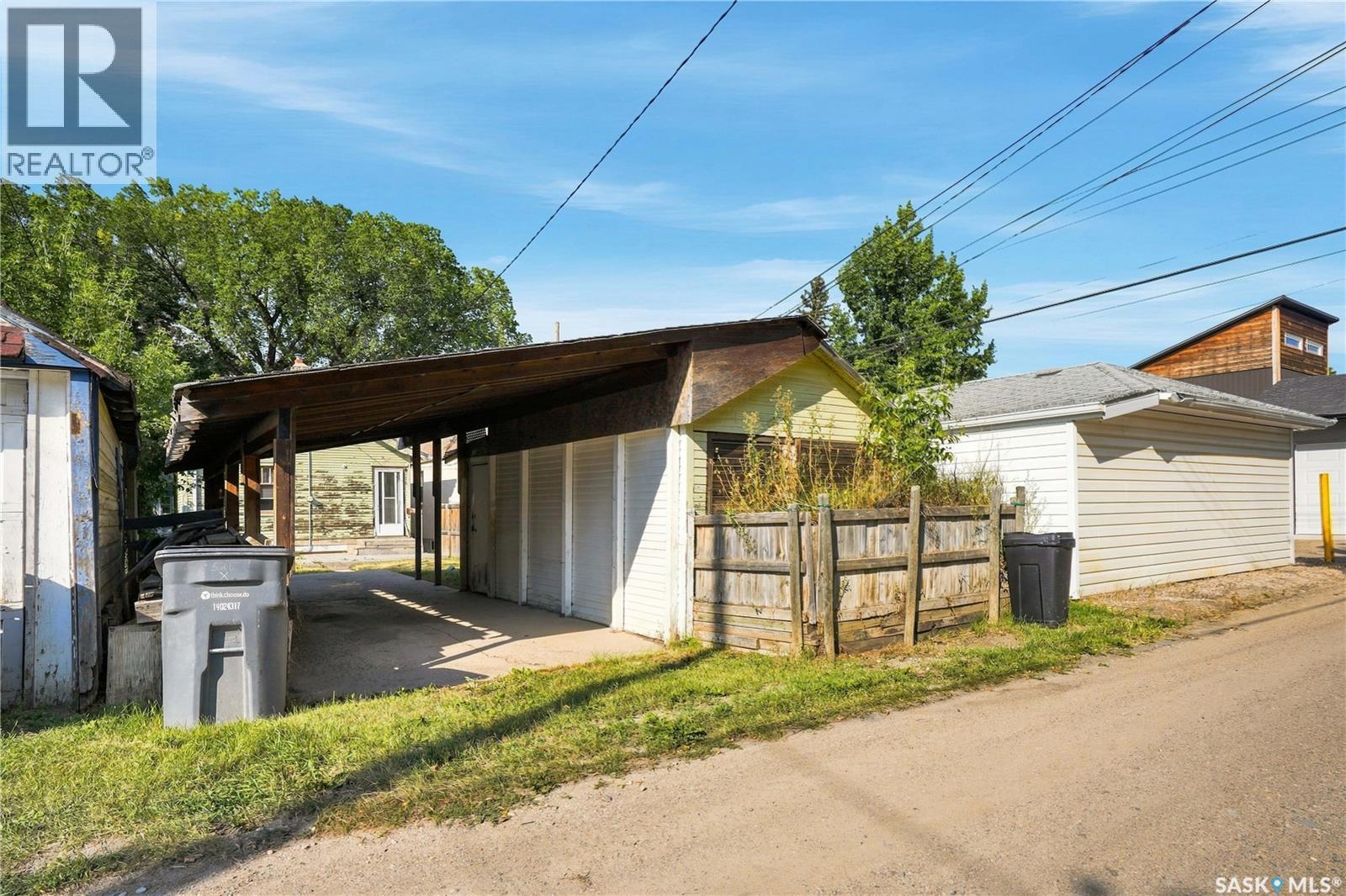 526 7th STREET E - 42