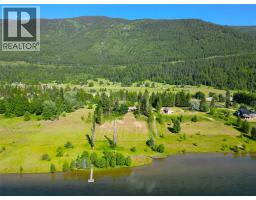 Bedroom - 1062 Scamp Road, Castlegar, BC V1N4R3 Photo 8