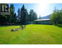 1062 Scamp Road, Castlegar, BC V1N4R3 Photo 21