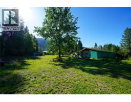 Dining room - 1062 Scamp Road, Castlegar, BC V1N4R3 Photo 14
