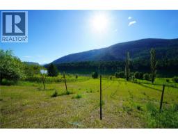 1062 Scamp Road, Castlegar, BC V1N4R3 Photo 29