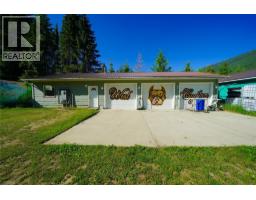 1062 Scamp Road, Castlegar, BC V1N4R3 Photo 20