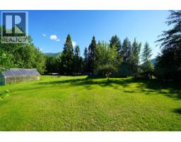 1062 Scamp Road, Castlegar, BC V1N4R3 Photo 26