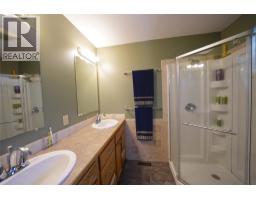 1062 Scamp Road, Castlegar, BC V1N4R3 Photo 65