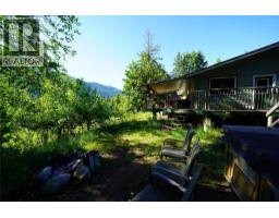 1062 Scamp Road, Castlegar, BC V1N4R3 Photo 42