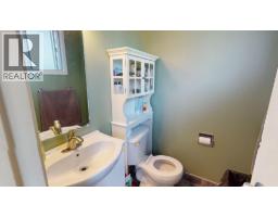2405 Arbutus Street, Elkford, BC V0B1H0 Photo 25