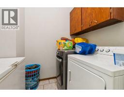 Living room - 4617 48 Street, Olds, AB T4H1E2 Photo 17