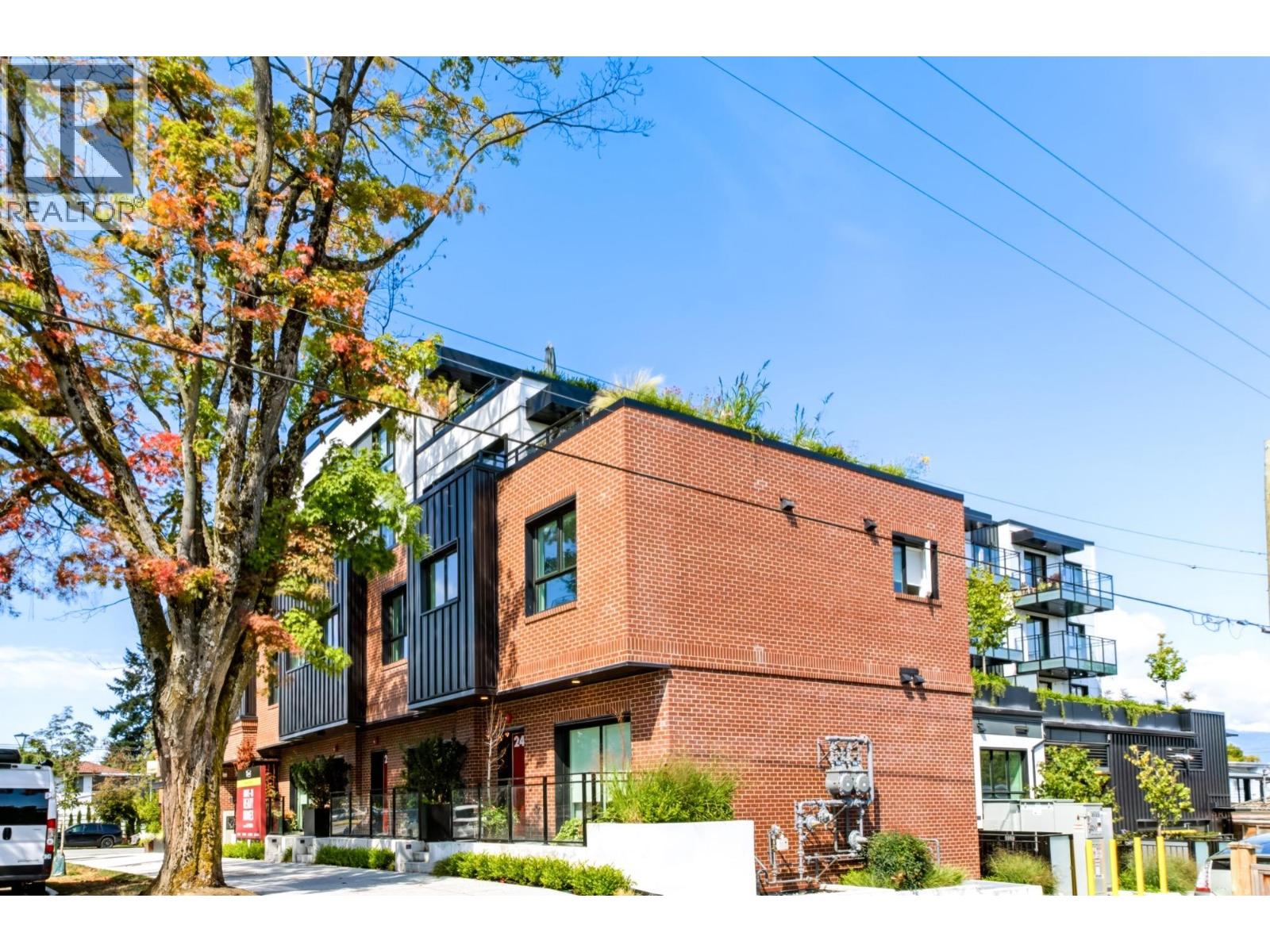 #406 2419 GRANT Street, Vancouver, British Columbia, V5K3G5, Vancouver, British Columbia — photo 3 of 5