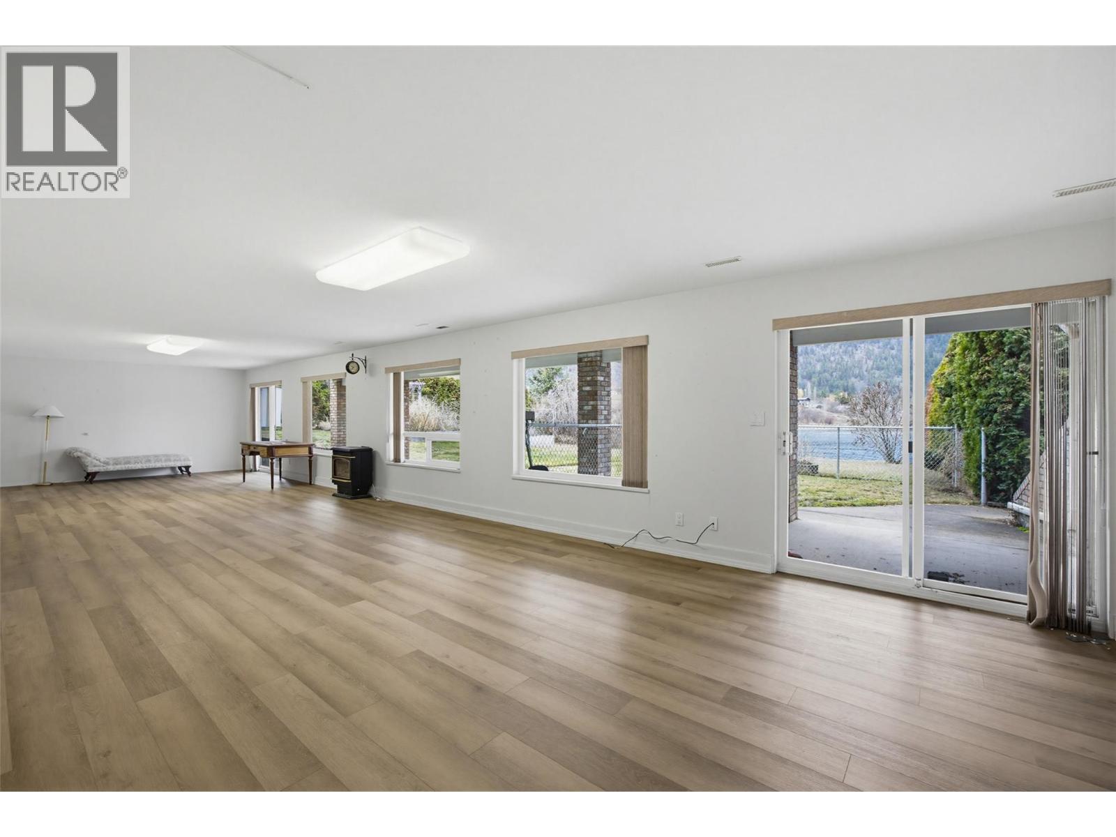 634 Hysop Place - 25