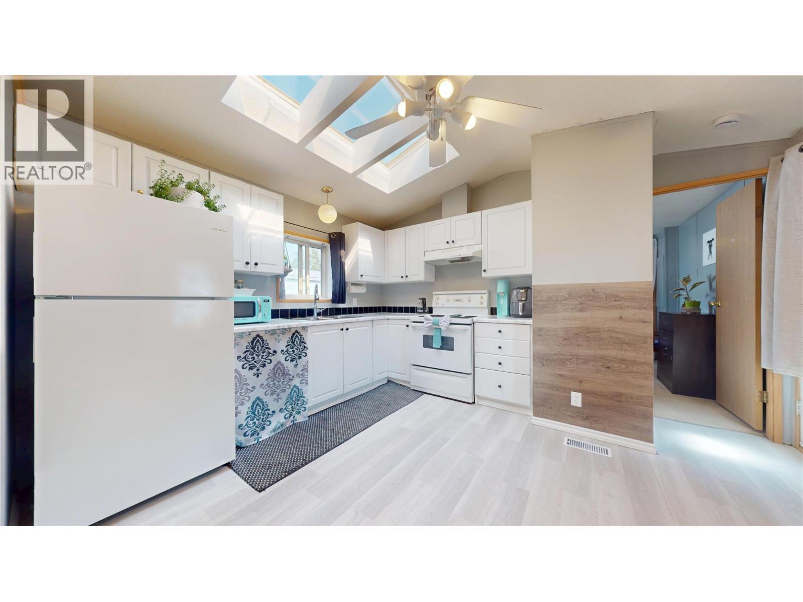 #32 2424 Industrial #2 Road, Cranbrook, British Columbia, V1C6H3, Cranbrook, British Columbia — photo 4 of 5