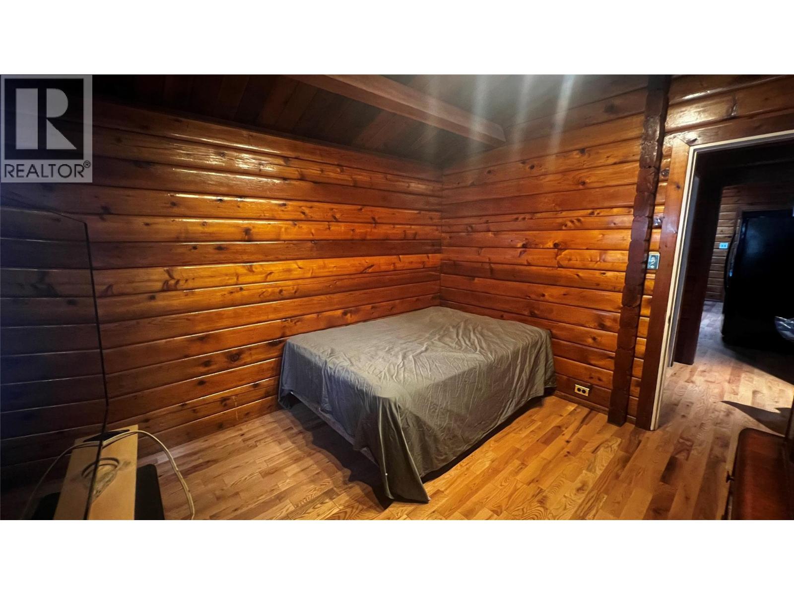 2513 IRVINE Avenue - 16