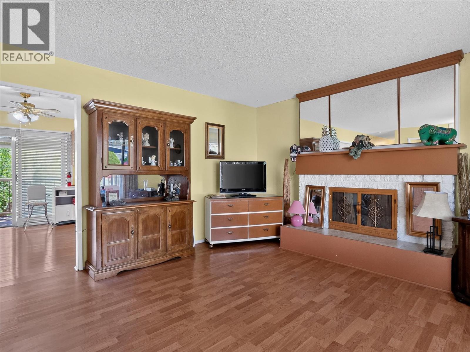 1516 Cumming Boulevard - 2