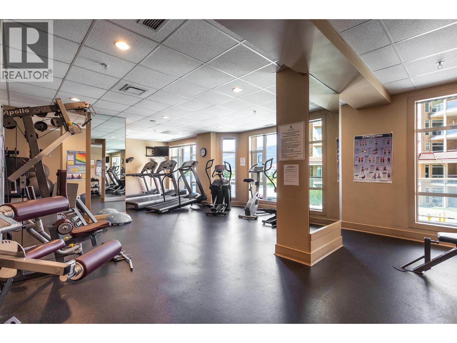 1128 Sunset Drive Unit# 1702, Kelowna