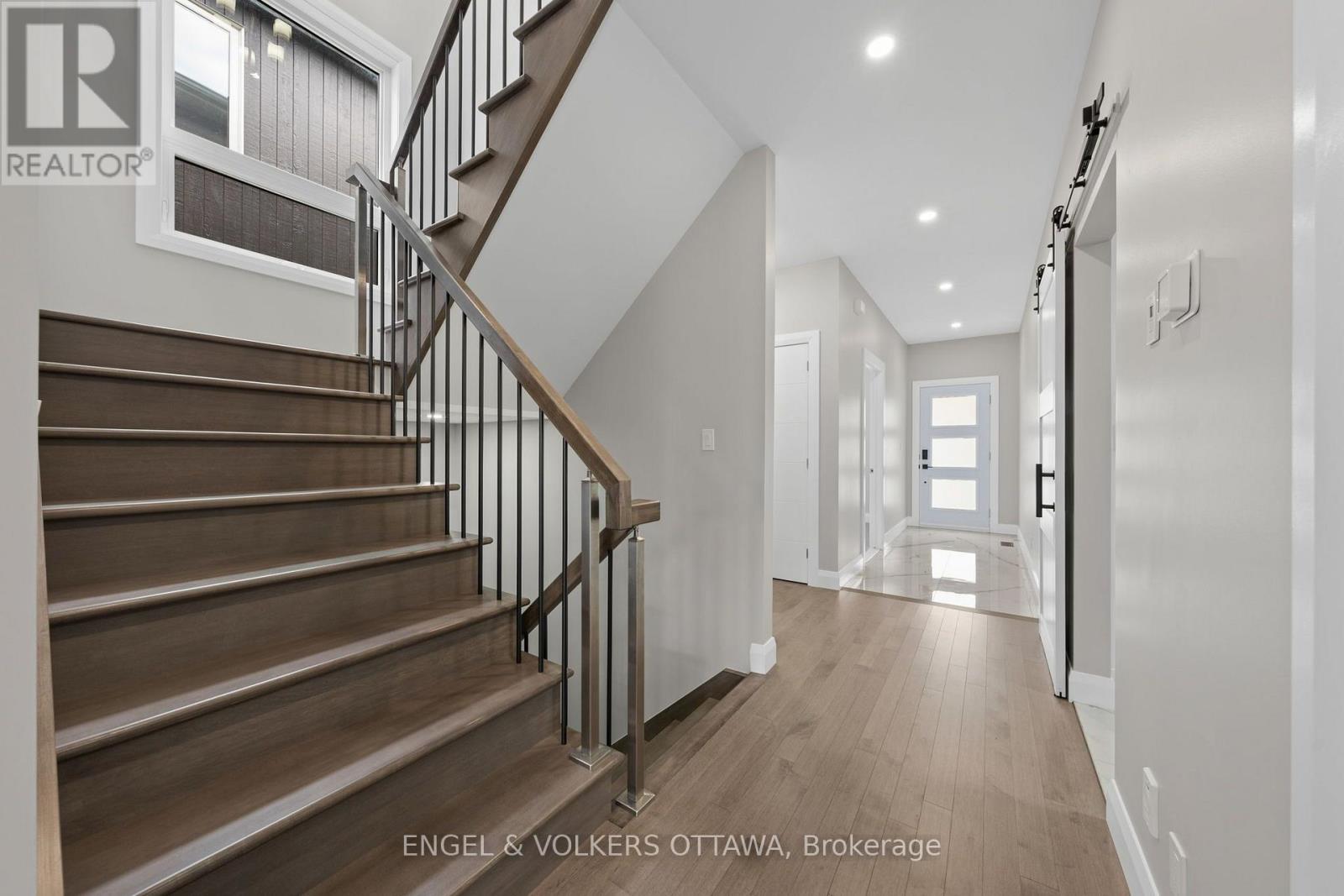 4 Bed, 4 Bath House for Sale in Ottawa – 6933 NOTRE DAME STREET, Ottawa – MLS# X13738972 - Image 19
