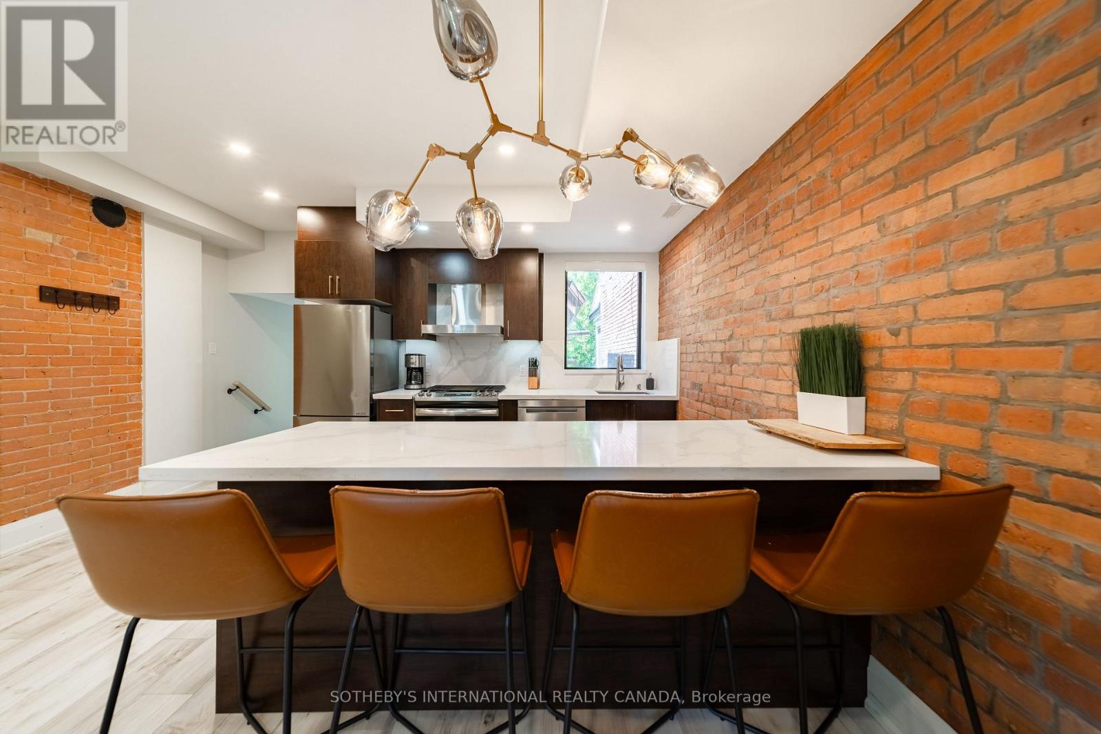366 ONTARIO STREET - Image 26