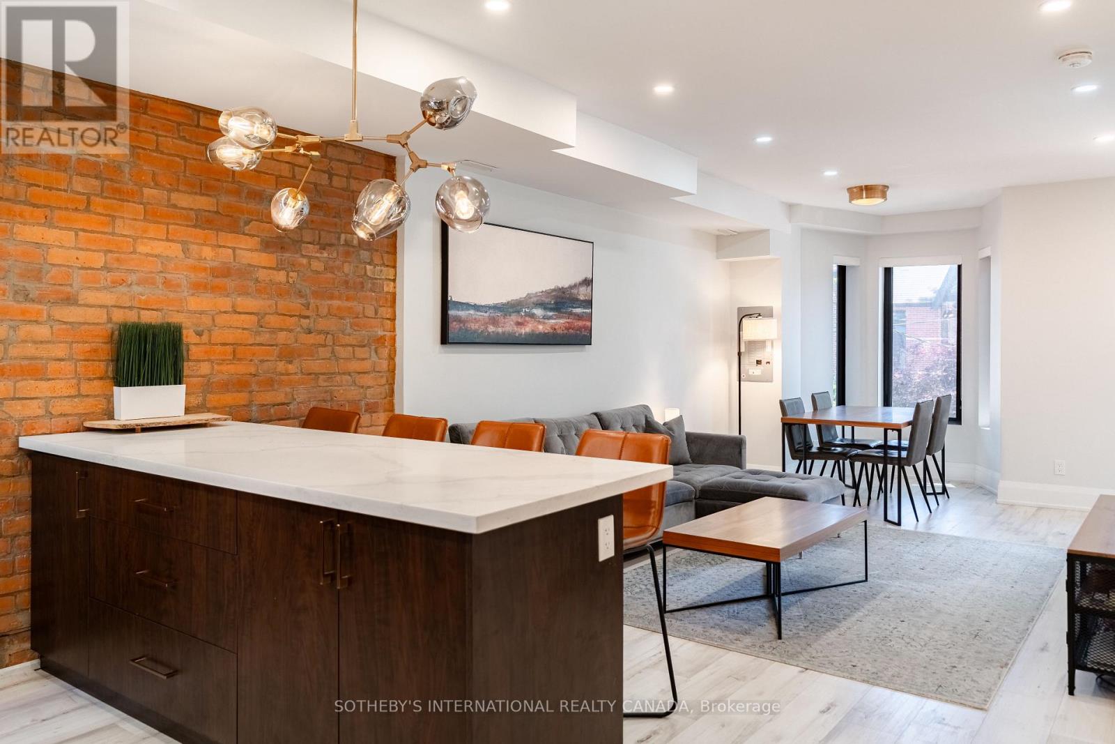 366 ONTARIO STREET - Image 27
