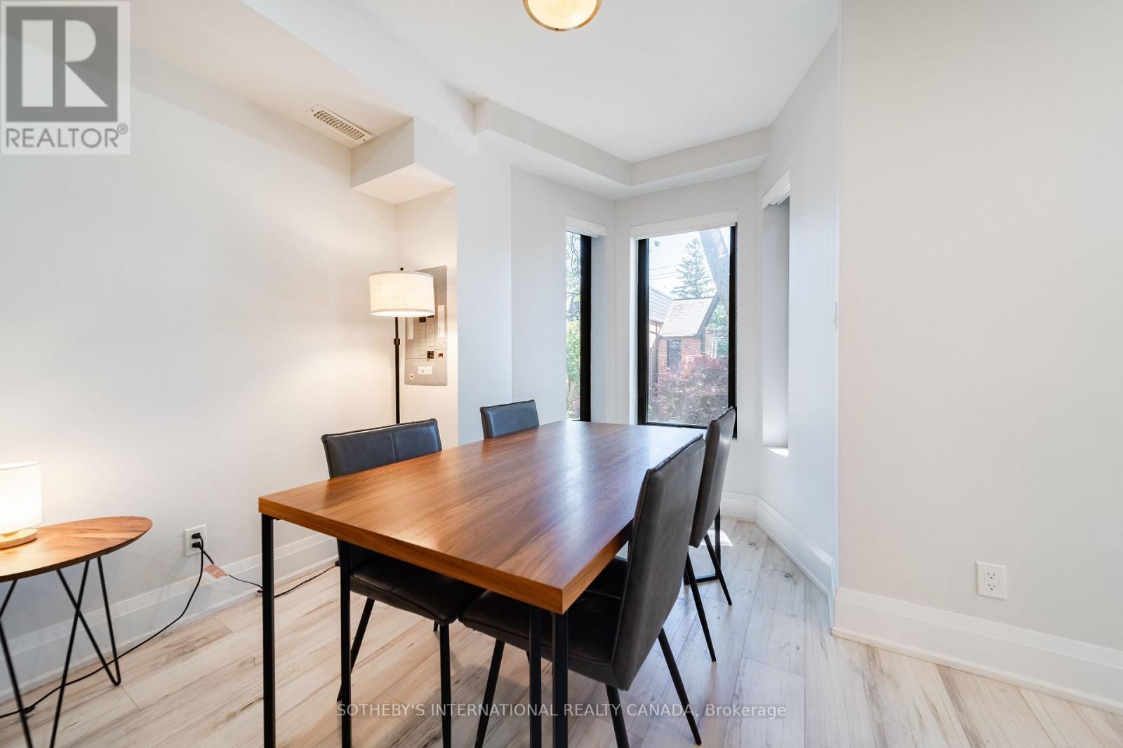 366 ONTARIO STREET - Image 33