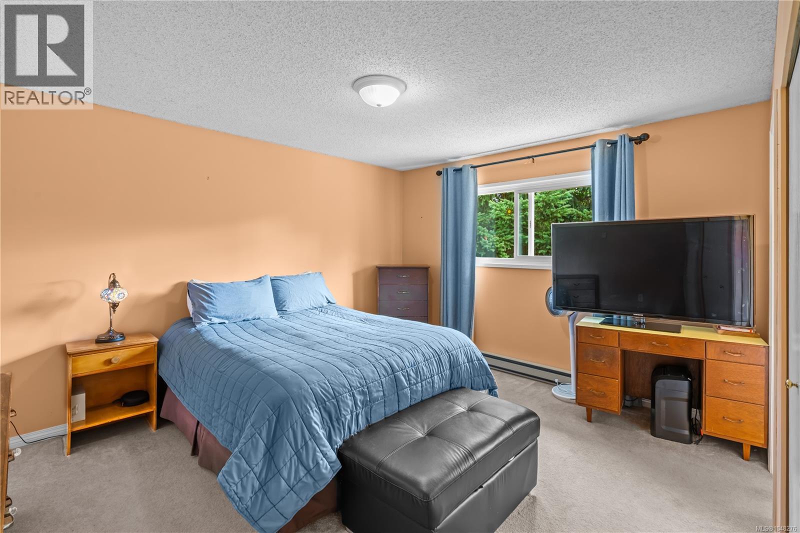 7703 Wallace Dr, Central Saanich