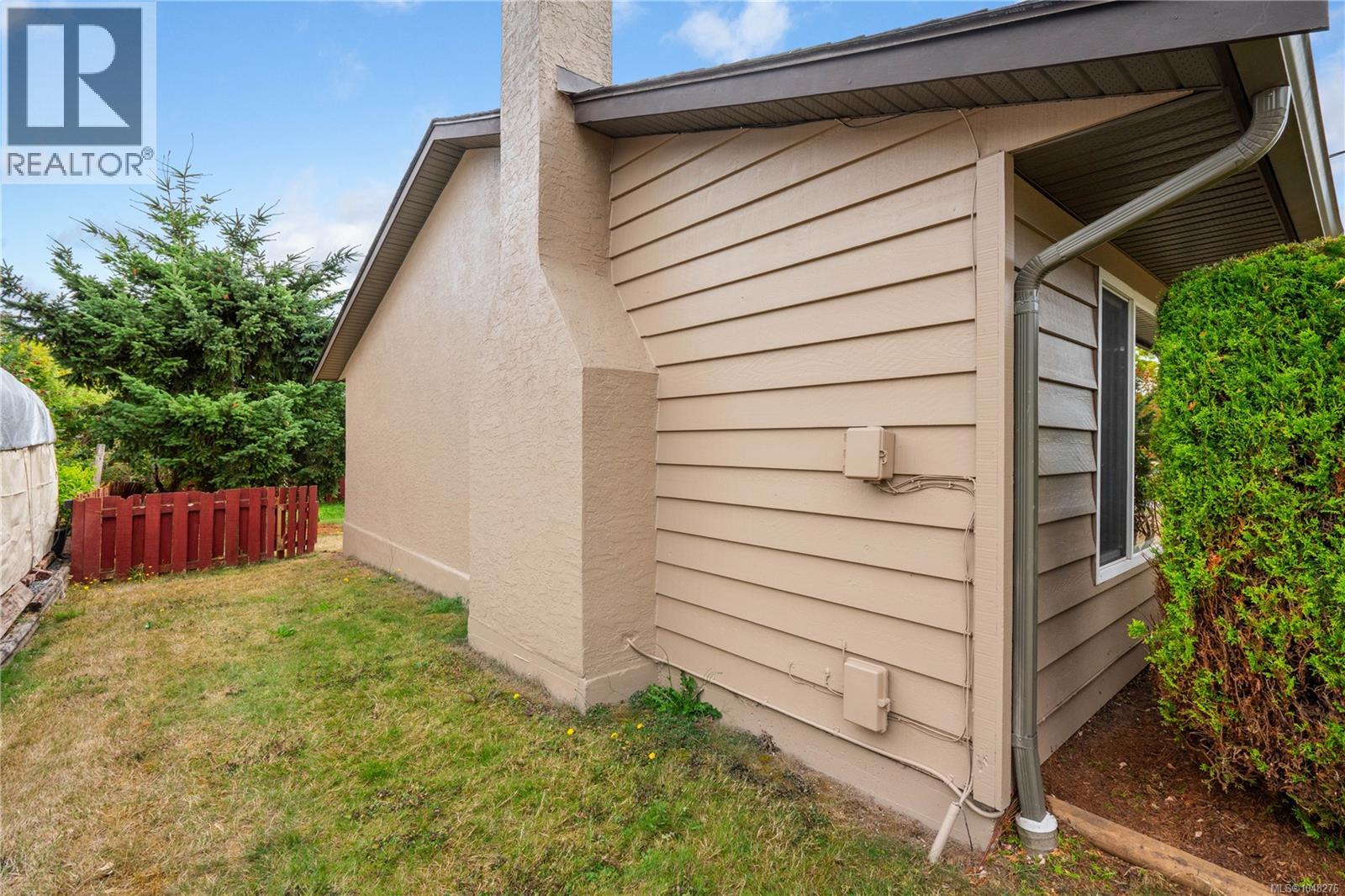 7703 Wallace Dr, Central Saanich