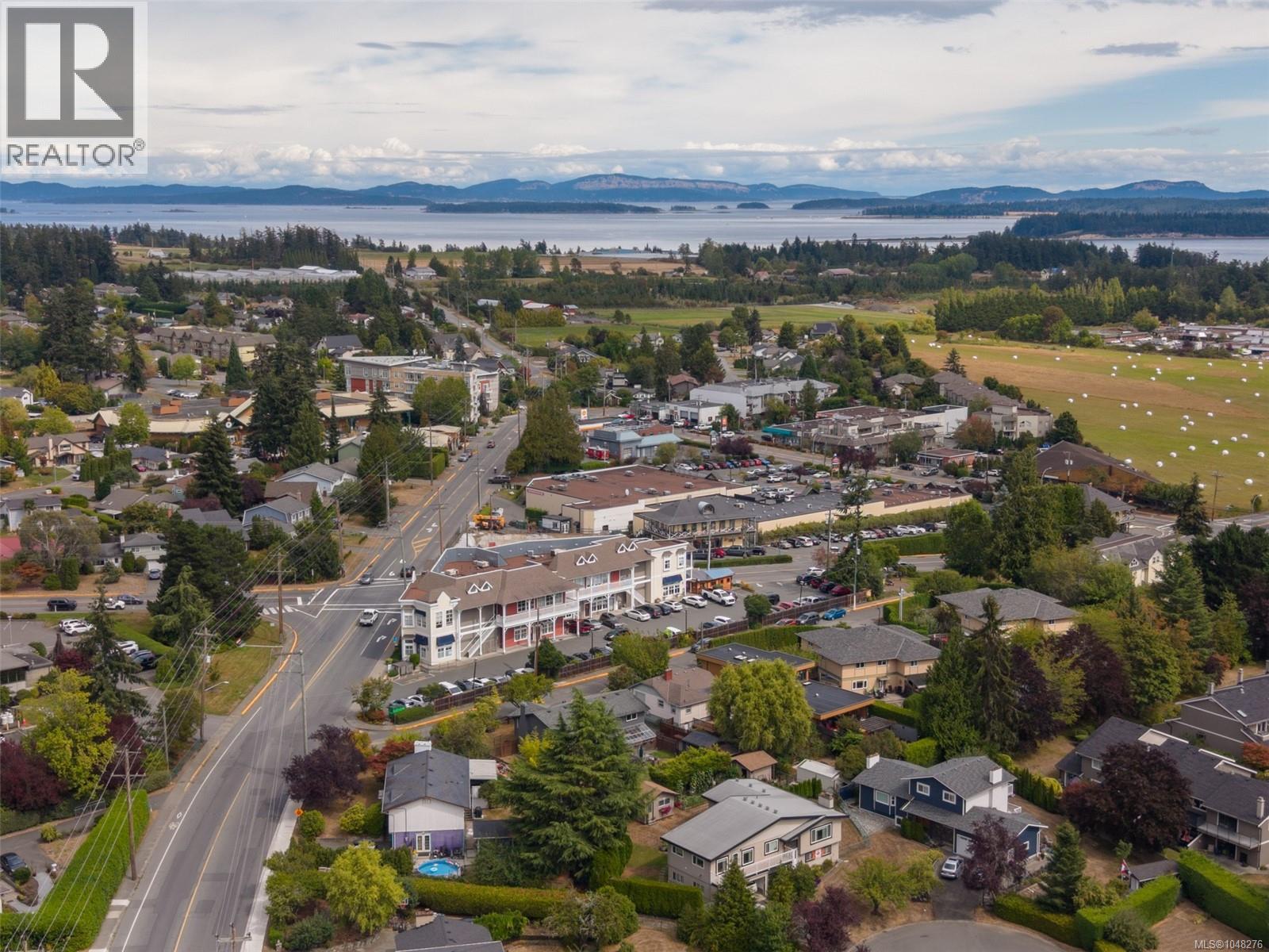 7703 Wallace Dr, Central Saanich