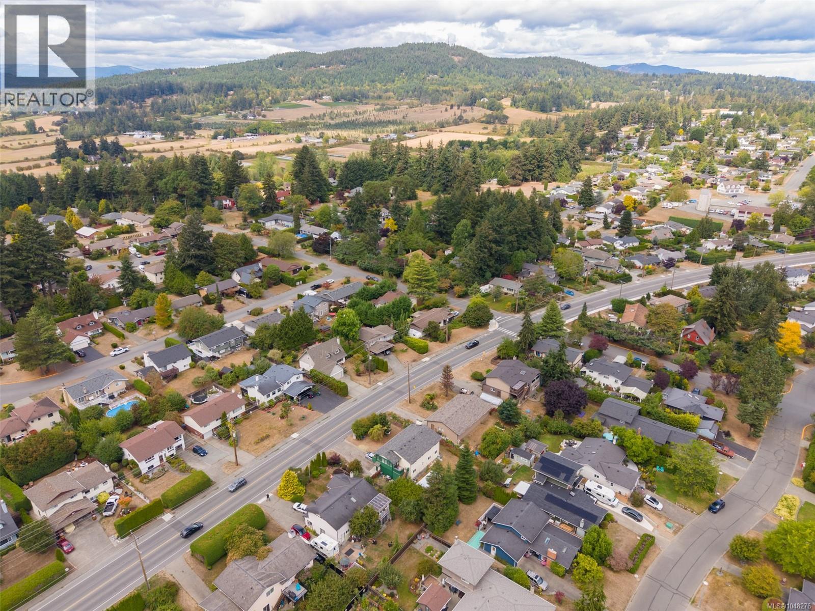 7703 Wallace Dr, Central Saanich