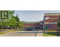 Bsmt - 186 Driscoll Road, Richmond Hill, ON L4C4H7 Photo 15