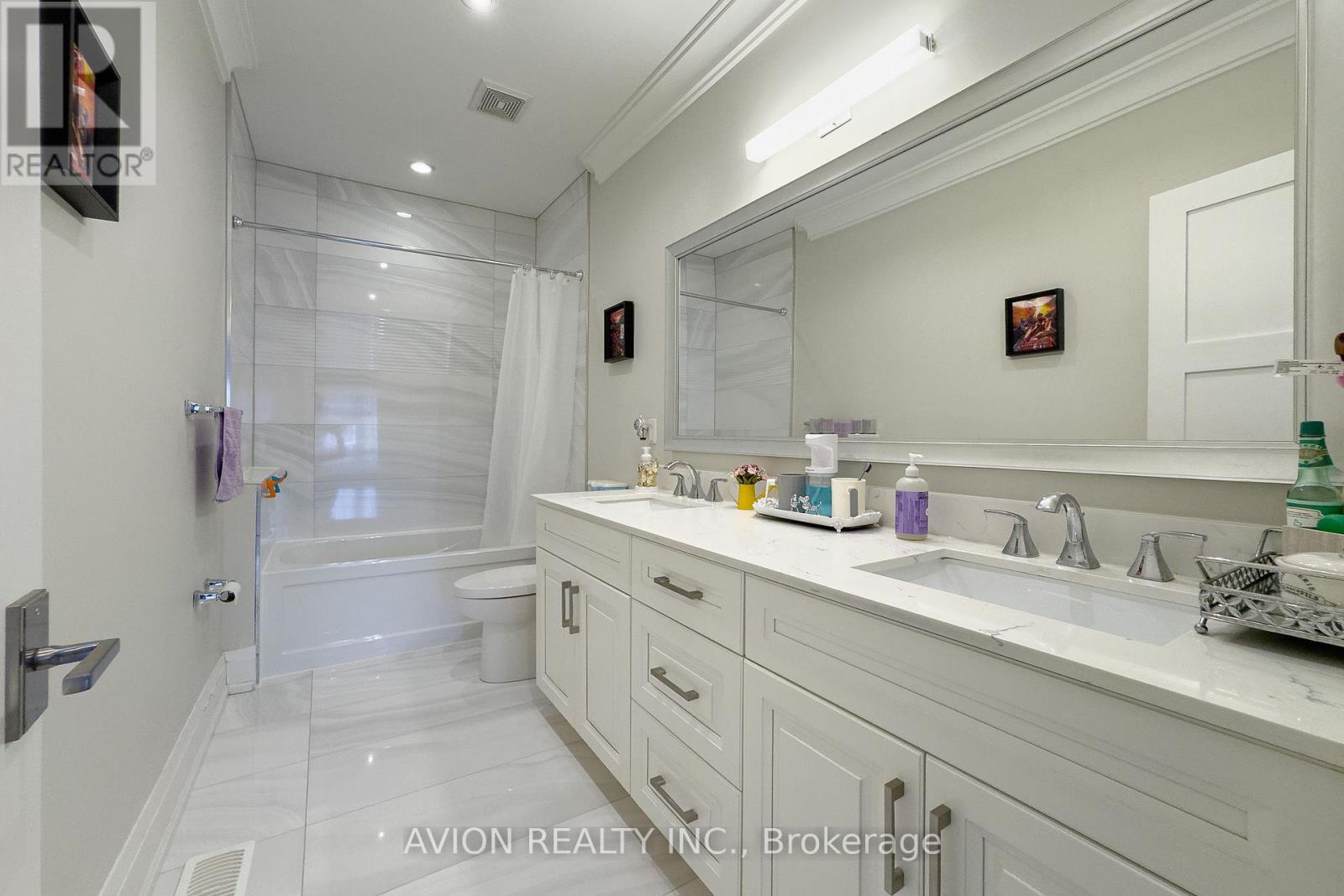 220 FALSTAFF AVENUE - 25