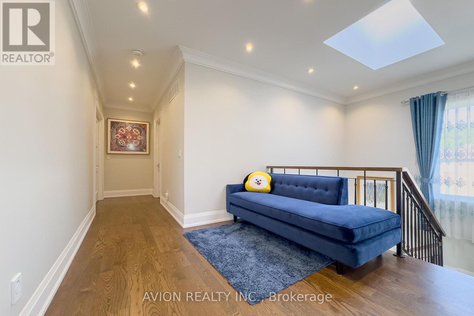 220 FALSTAFF AVENUE - 26