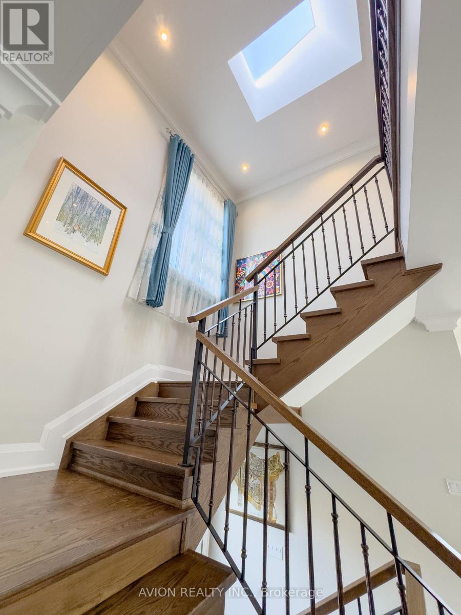 220 FALSTAFF AVENUE - 27