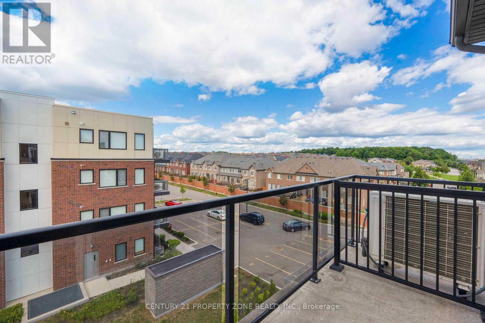 #412 54 SKY HARBOUR DRIVE - 24