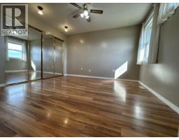 8820 107a Avenue, Fort St  John, BC V1J5Z1 Photo 12