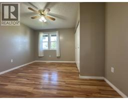 8820 107a Avenue, Fort St  John, BC V1J5Z1 Photo 18