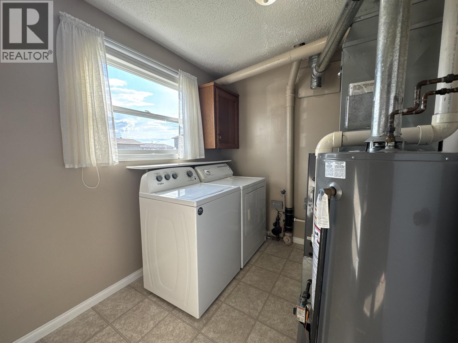 8820 107A AVENUE - 20